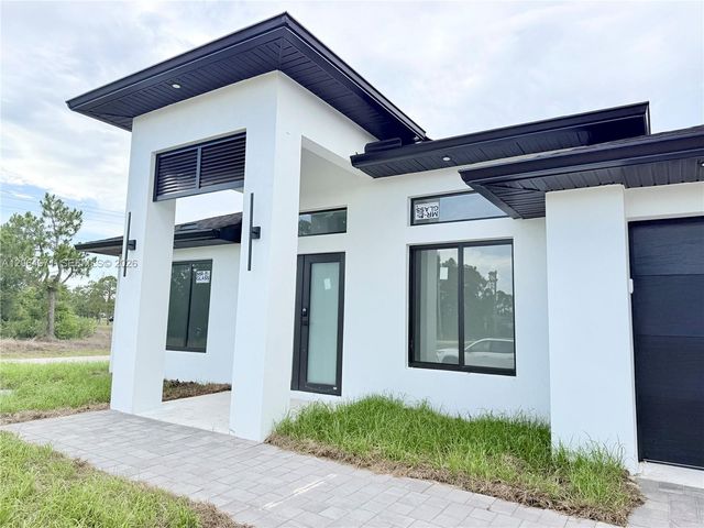 705 Colyer Street E, Lehigh Acres, FL 33974
