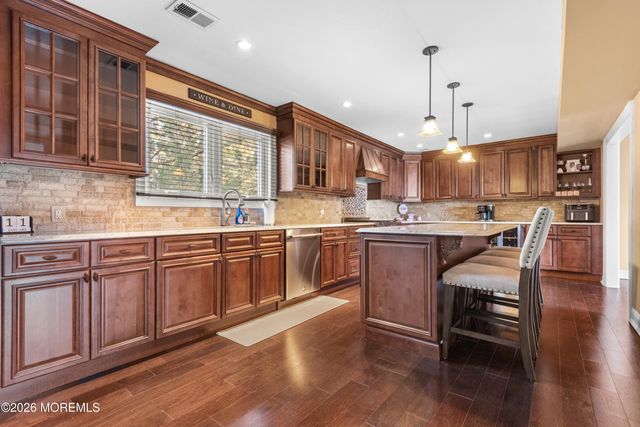 6 Surrey Drive, Old Bridge, NJ 08857