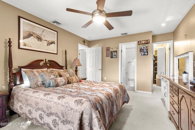 6 Surrey Drive, Old Bridge, NJ 08857