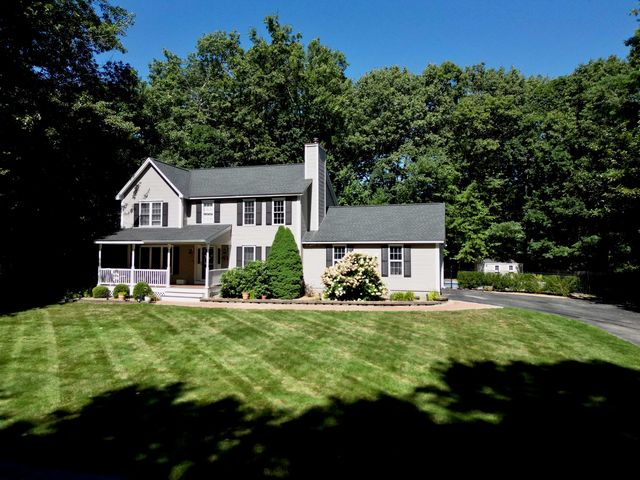 9 Hampstead Road, Merrimack, NH 03054