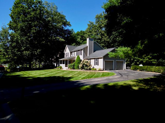 9 Hampstead Road, Merrimack, NH 03054