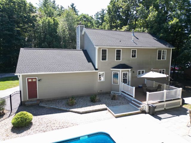 9 Hampstead Road, Merrimack, NH 03054