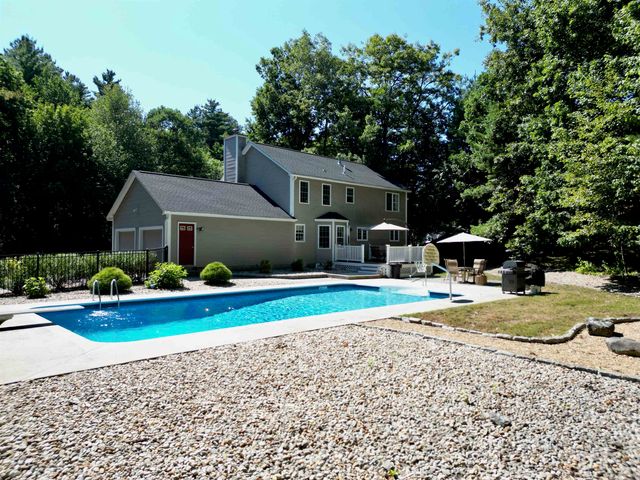 9 Hampstead Road, Merrimack, NH 03054