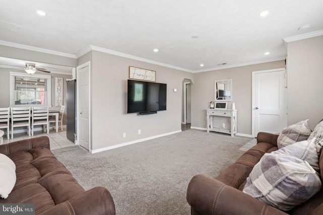 404 TANNER RD, Hatboro, PA 19040