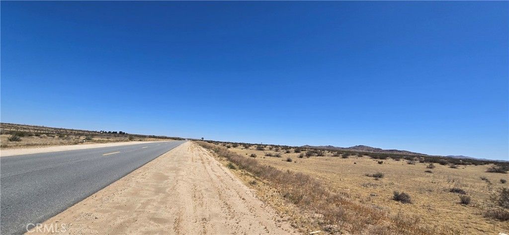 Image 1 of property listing at 24000 Avenue J-8, Lancaster, CA 93535