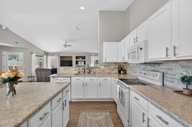 609 S 111TH Place, Mesa, AZ 85208