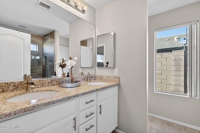 609 S 111TH Place, Mesa, AZ 85208