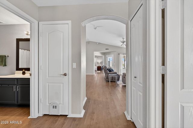 609 S 111TH Place, Mesa, AZ 85208