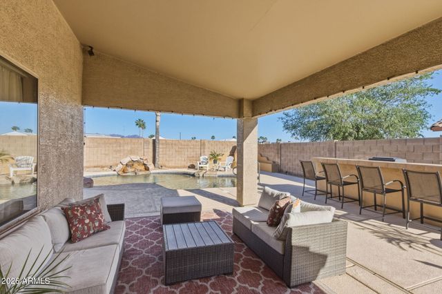 609 S 111TH Place, Mesa, AZ 85208