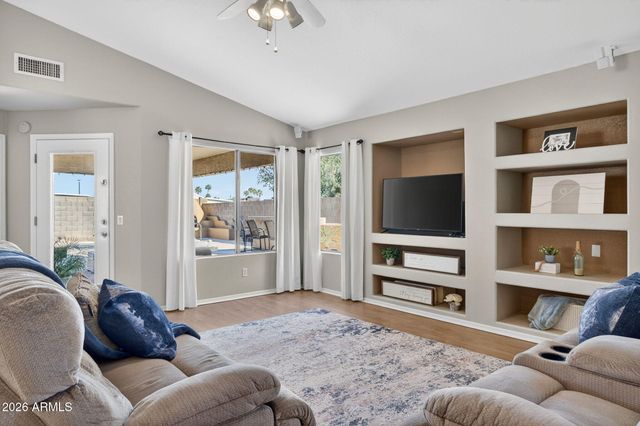 609 S 111TH Place, Mesa, AZ 85208