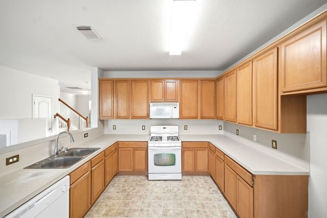 3830 Misty Falls Lane, Friendswood, TX 77546