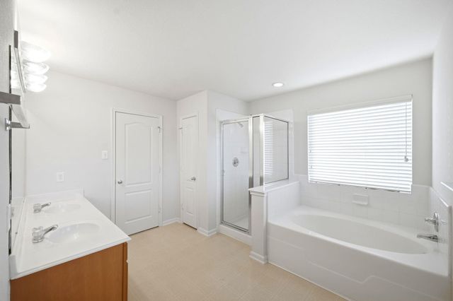 3830 Misty Falls Lane, Friendswood, TX 77546