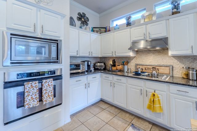 610 Mello Oak, San Antonio, TX 78258