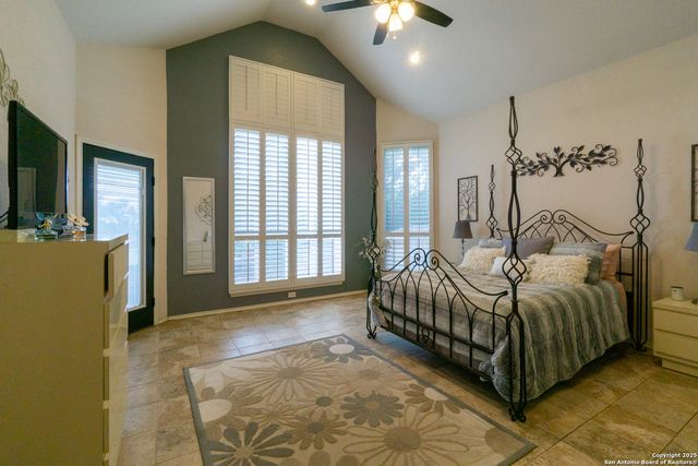 610 Mello Oak, San Antonio, TX 78258