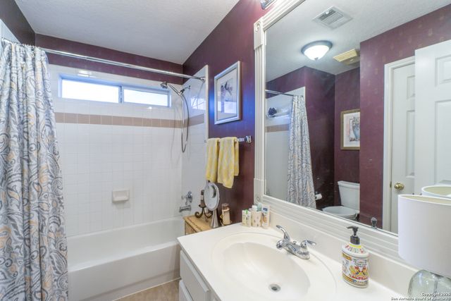 610 Mello Oak, San Antonio, TX 78258