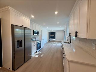 325 Busher Rd, Virginia Beach, VA 23462