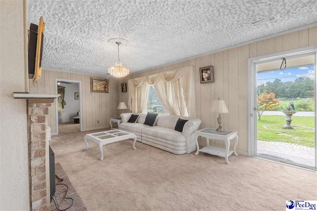 640 Stanley Circle, Darlington, SC 29532