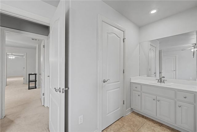 4176 N Meadow View Drive, Fayetteville, AR 72703