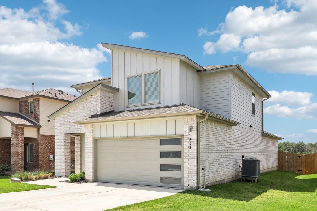 1208 Tipton ST, Georgetown, TX 78633