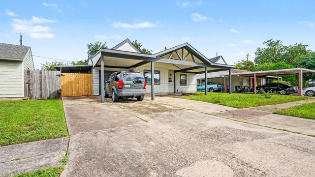 12453 Dorwayne Court, Houston, TX 77015