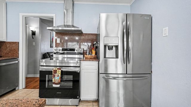 12453 Dorwayne Court, Houston, TX 77015