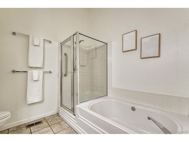 8300 Fairmount Dr E-E101, Denver, CO 80247