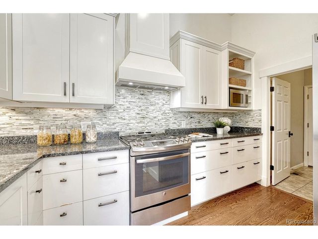 8300 Fairmount Dr E-E101, Denver, CO 80247