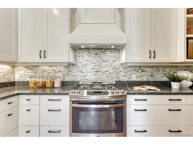 8300 Fairmount Dr E-E101, Denver, CO 80247