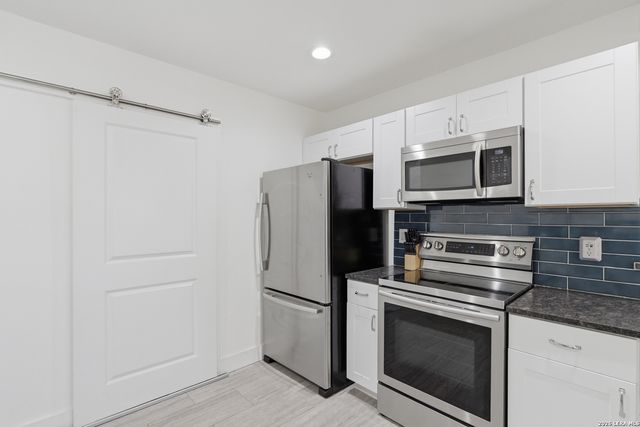 2410 Saint Anthony Ave, San Antonio, TX 78210