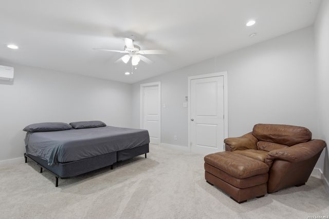 2410 Saint Anthony Ave, San Antonio, TX 78210