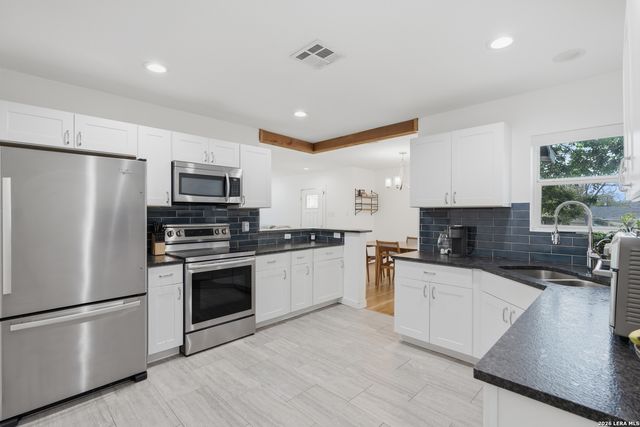 2410 Saint Anthony Ave, San Antonio, TX 78210