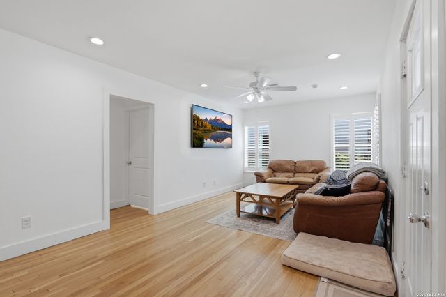 2410 Saint Anthony Ave, San Antonio, TX 78210