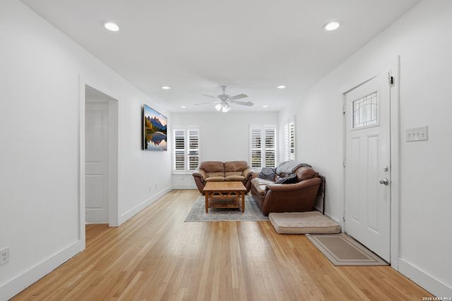 2410 Saint Anthony Ave, San Antonio, TX 78210