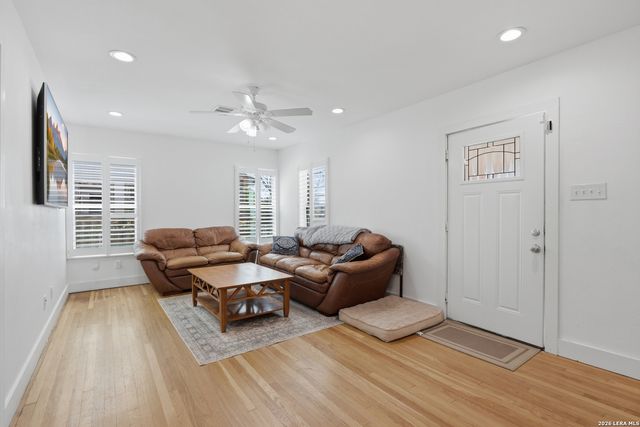 2410 Saint Anthony Ave, San Antonio, TX 78210