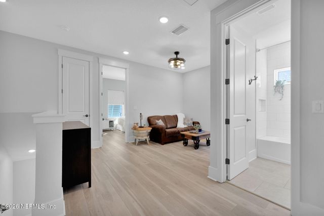 102 BLUE OAK Court, Ponte Vedra, FL 32081