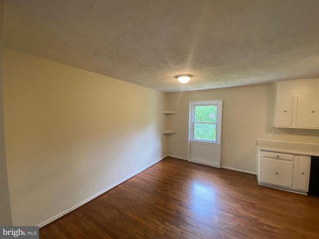 24 BENTLEY CT, Fredericksburg, VA 22408