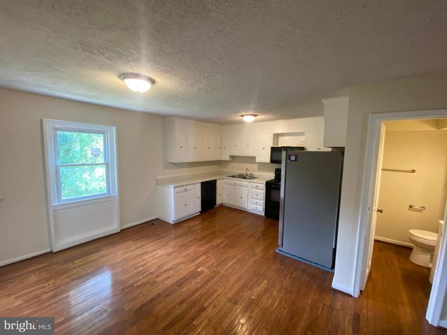 24 BENTLEY CT, Fredericksburg, VA 22408