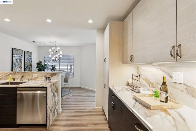 5375 Black Ave 1, Pleasanton, CA 94566