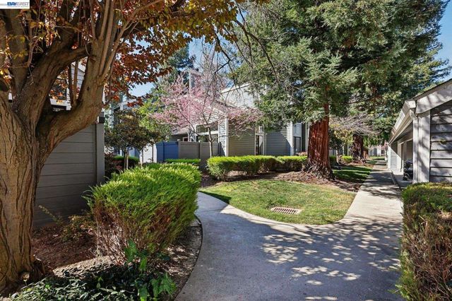 5375 Black Ave 1, Pleasanton, CA 94566