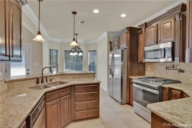 2805 Clearbrook, Haughton, LA 71037