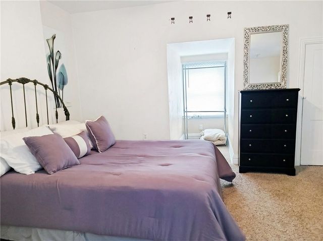 226 S Pacific Ave 3, Friendship Park, PA 15224