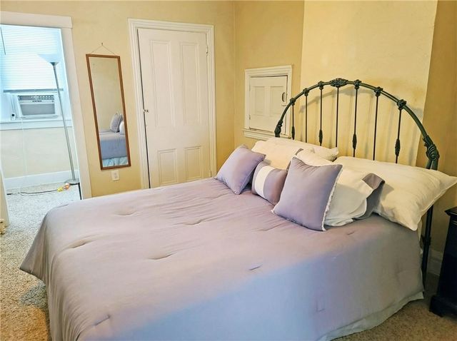 226 S Pacific Ave 3, Friendship Park, PA 15224