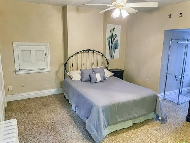 226 S Pacific Ave 3, Friendship Park, PA 15224