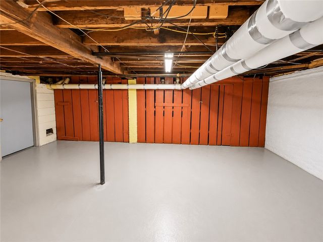 226 S Pacific Ave 3, Friendship Park, PA 15224