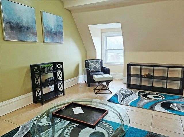 226 S Pacific Ave 3, Friendship Park, PA 15224