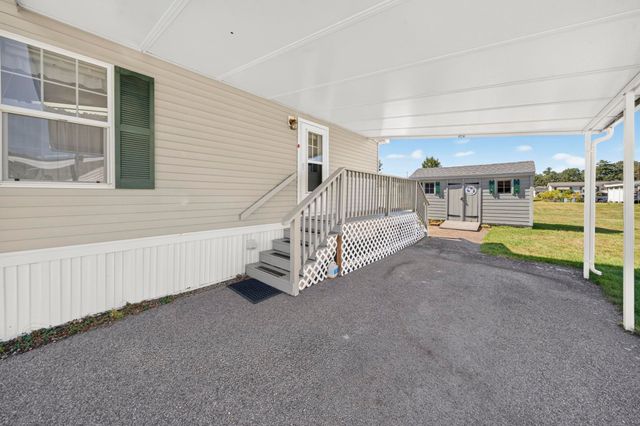 2 Freedom Drive, Dover, NH 03820