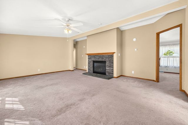 2 Freedom Drive, Dover, NH 03820