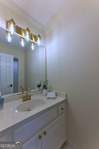 1670 Highgrove Club Drive, Milton, GA 30004