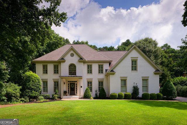 1670 Highgrove Club Drive, Milton, GA 30004