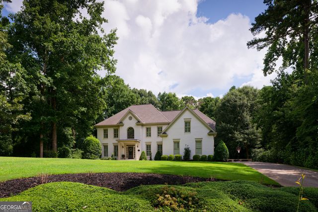 1670 Highgrove Club Drive, Milton, GA 30004